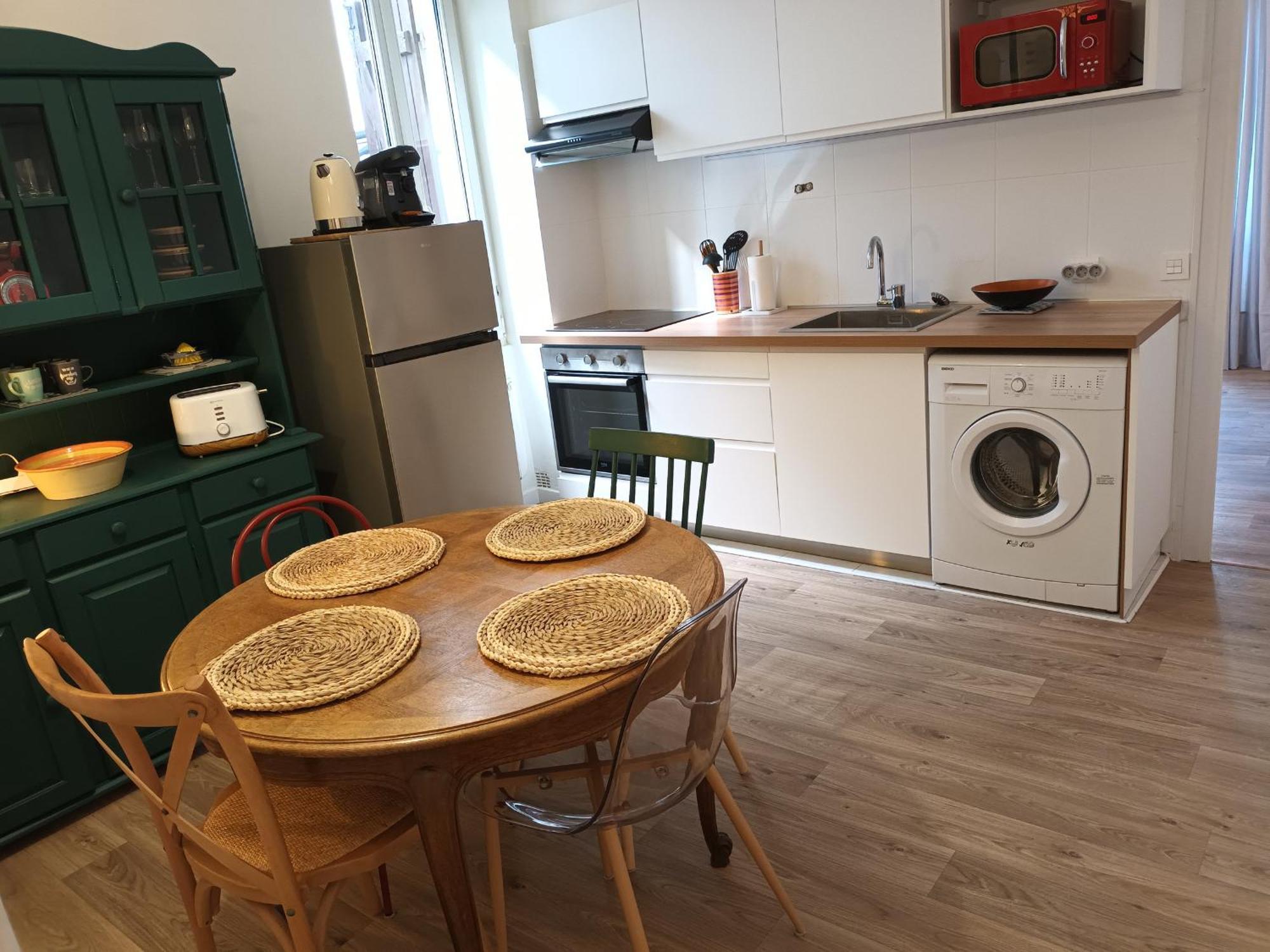 Appartement T2 Renove, Centre-Ville Hendaye, Proche Baie, Sans Ascenseur, Balcon, Calme, Wifi Non Inclus - Fr-1-239-850 Экстерьер фото